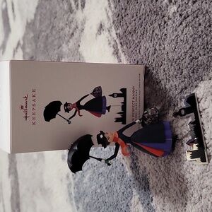 Hallmark Disney Mary Poppins Ornament